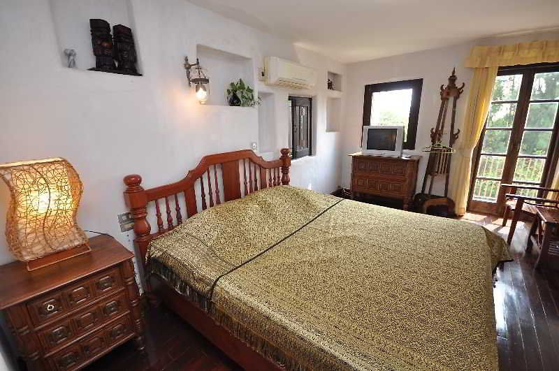 รีสอร์ท Momchailai Retreat 3*