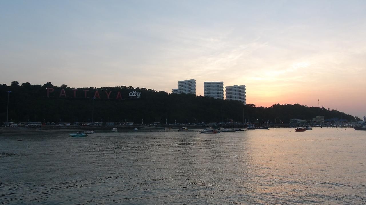 S'day@pattaya โรงแรม 2*