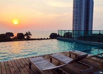 ฮามิลตัน แกรนด์ เรสซิเดนซ์ Pattaya