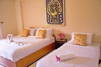 เดอะ ซัน แอนด์ สปา โรงแรม Pattaya