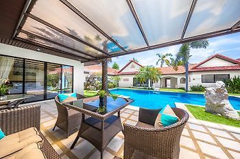 Davinci Pool วิลล่า
