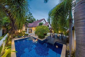 Green Pool 3* Pattaya