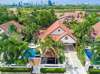 Hotel Green Pool 3*