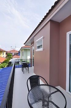 Arm Casa Pool Hotel