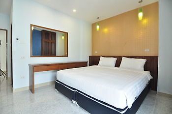 Arm Casa Pool Hotel