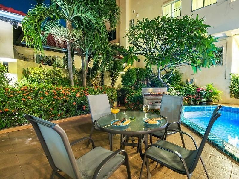 Butterfly Garden Boutique By Luxury View Ex Lg Apts And Villas, A Lifestyle Destination 1 To 3 Bedroom Units 110 To 190 Sqmtr, 2 Full Bathrooms, Rain Shower, Complete Kitchen, Free Fast Fiber Wifi, 55