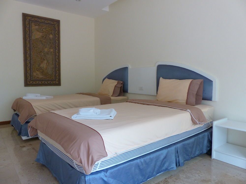 อพาร์ตโฮเทล Emerald Palace 3*