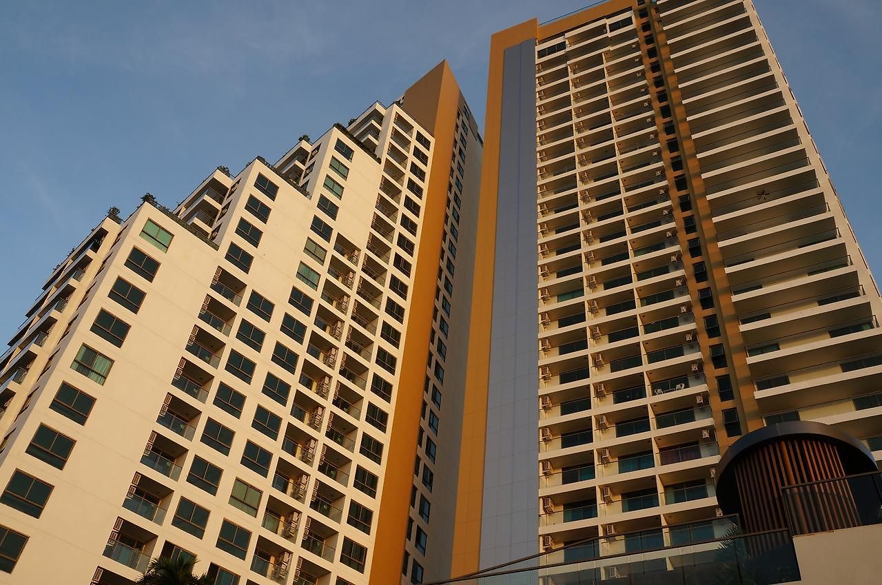 Apartment Stylish In Peak Towers *