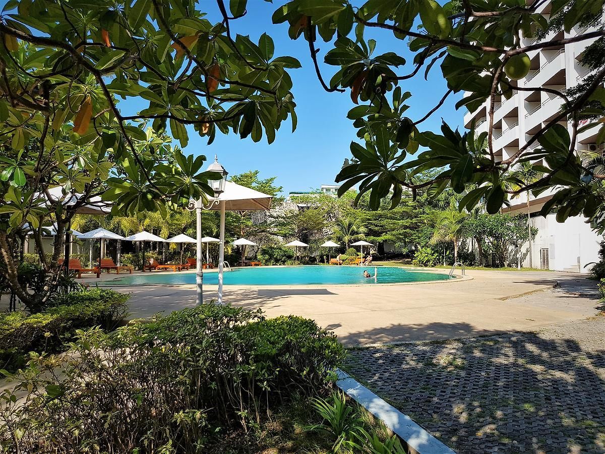 โรงแรม เรสซิเดนซ์ ชั้นที่ 21 พัทยา 4*