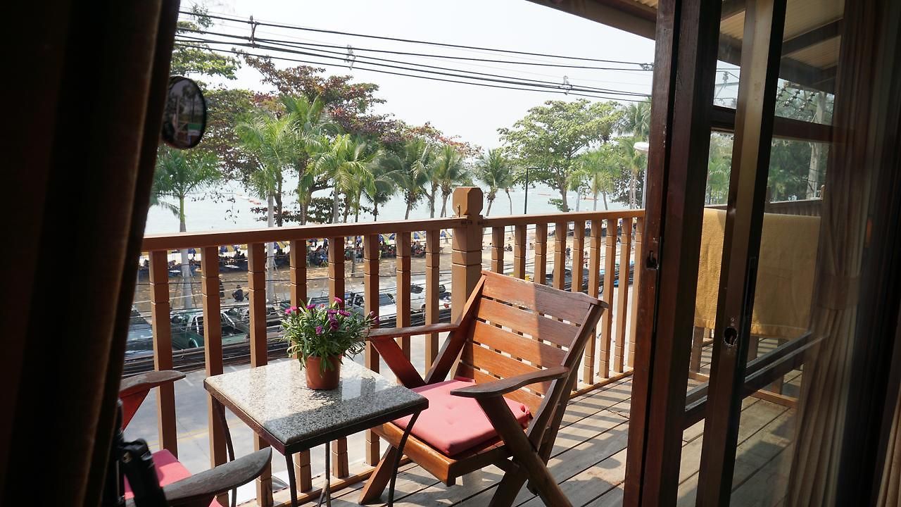 จอมเทียนโบ๊ทเฮ้าส์ Pattaya