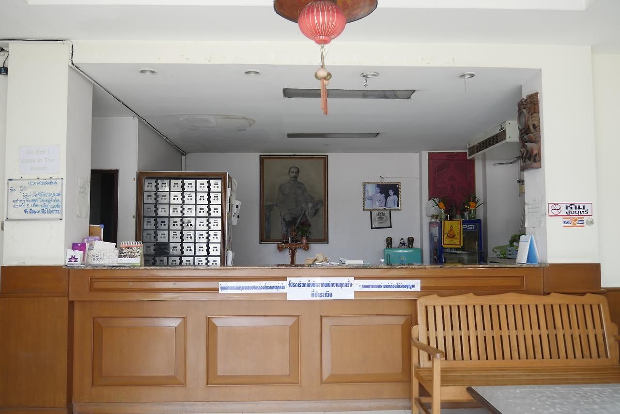 โรงแรม House Hotel Central Pattaya 4*