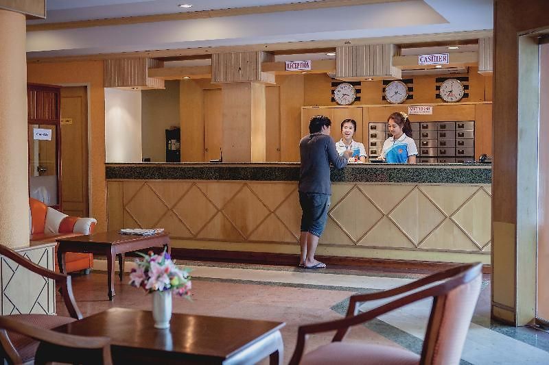 Eastiny Bella Vista โรงแรม Pattaya