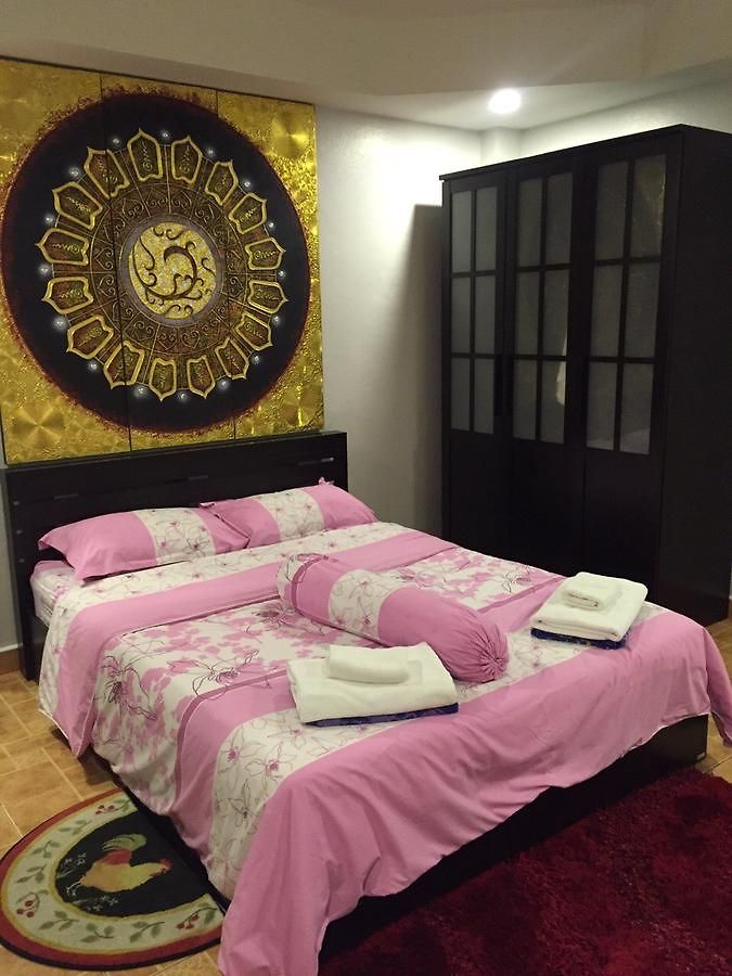 โรงแรม Victoria's Place And Restaurant Pattaya