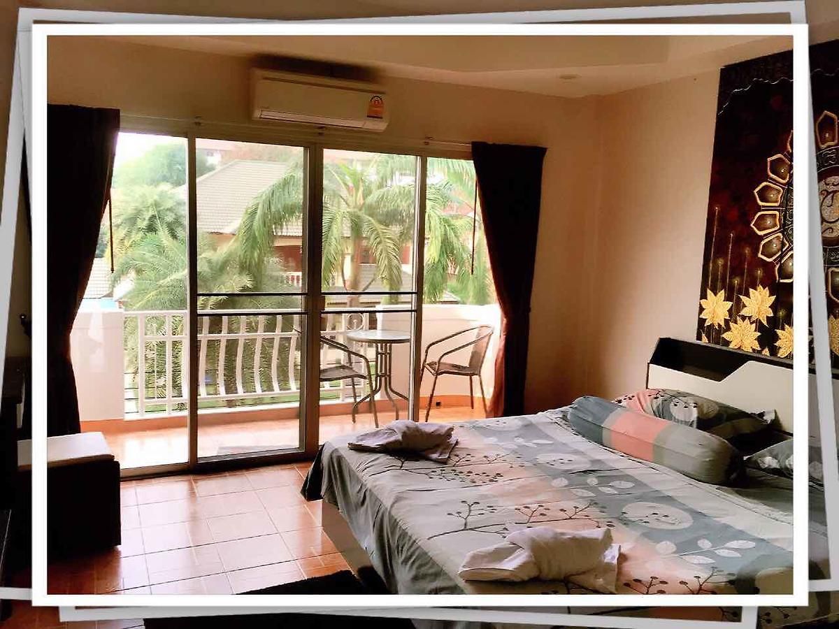 โรงแรม Victoria's Place And Restaurant 2*