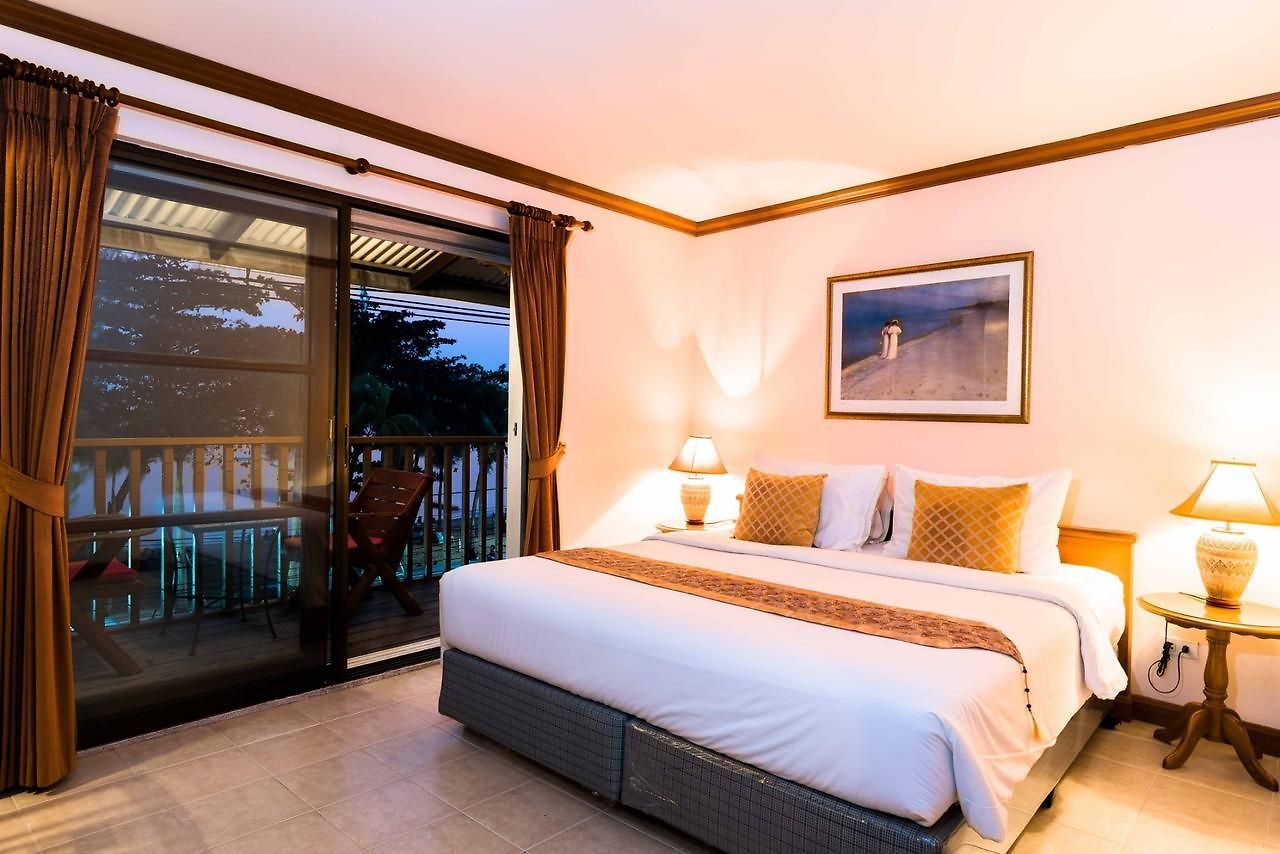 จอมเทียนโบ๊ทเฮ้าส์ โรงแรม Pattaya