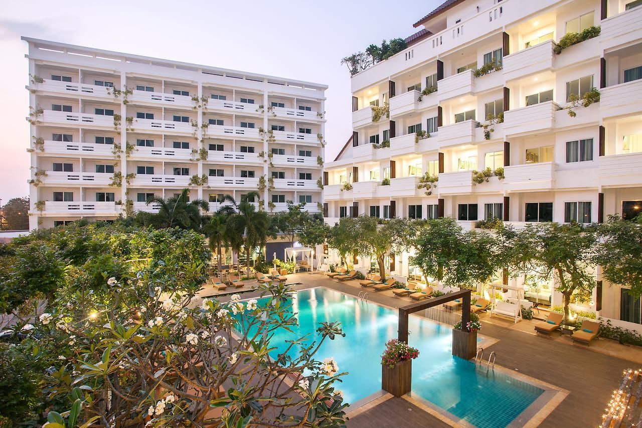 โรงแรม Hill Fresco