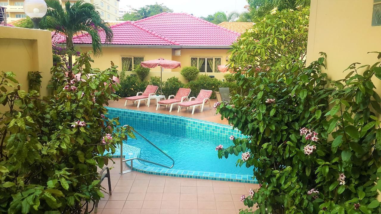 Butterfly Garden Boutique Residences By Frasier, A Lifestyle Destination And 1 To 3 Bedroom Units, 2 Full Bathrooms, Rain Shower, Bath, Complete Kitchen, Staff 24-7,fast Fiber Optic Wifi, 55