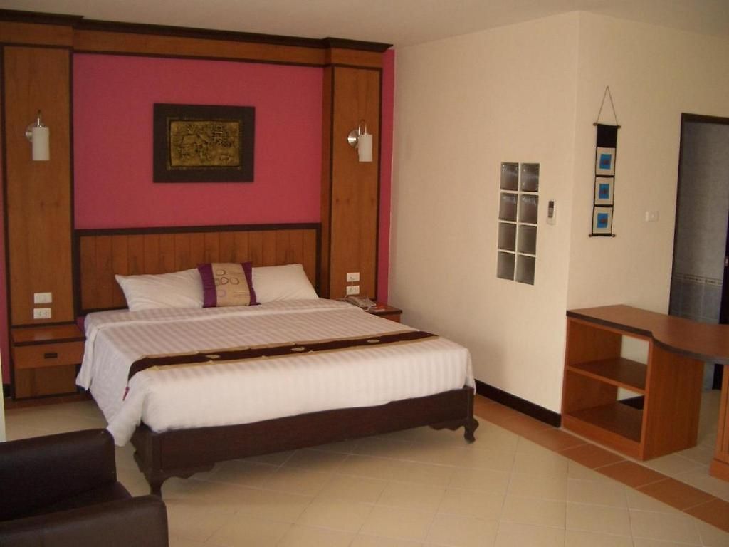 Bay โรงแรม 2*