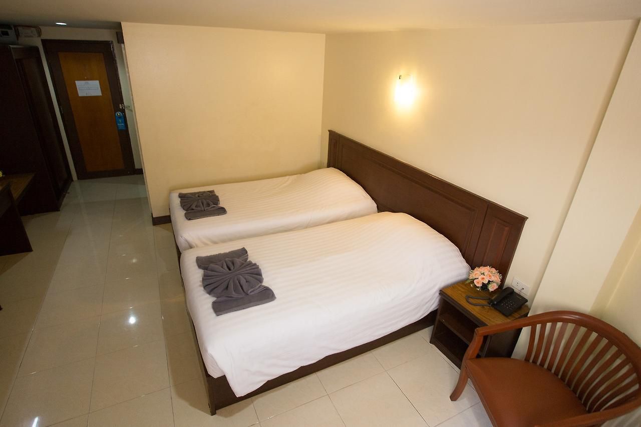 Hotel Twin Palms Pattaya, Sha Extra Certified