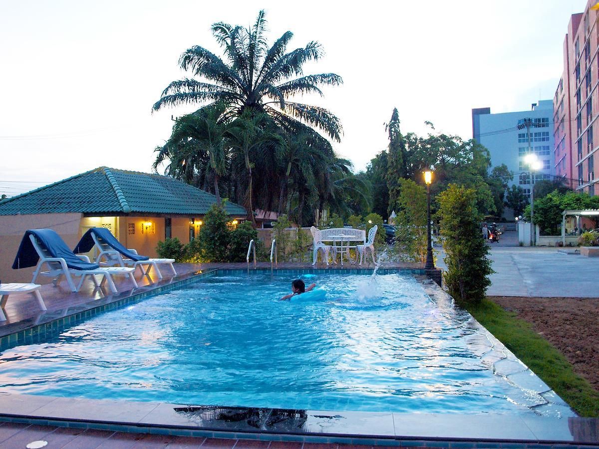 V โรงแรม Pattaya