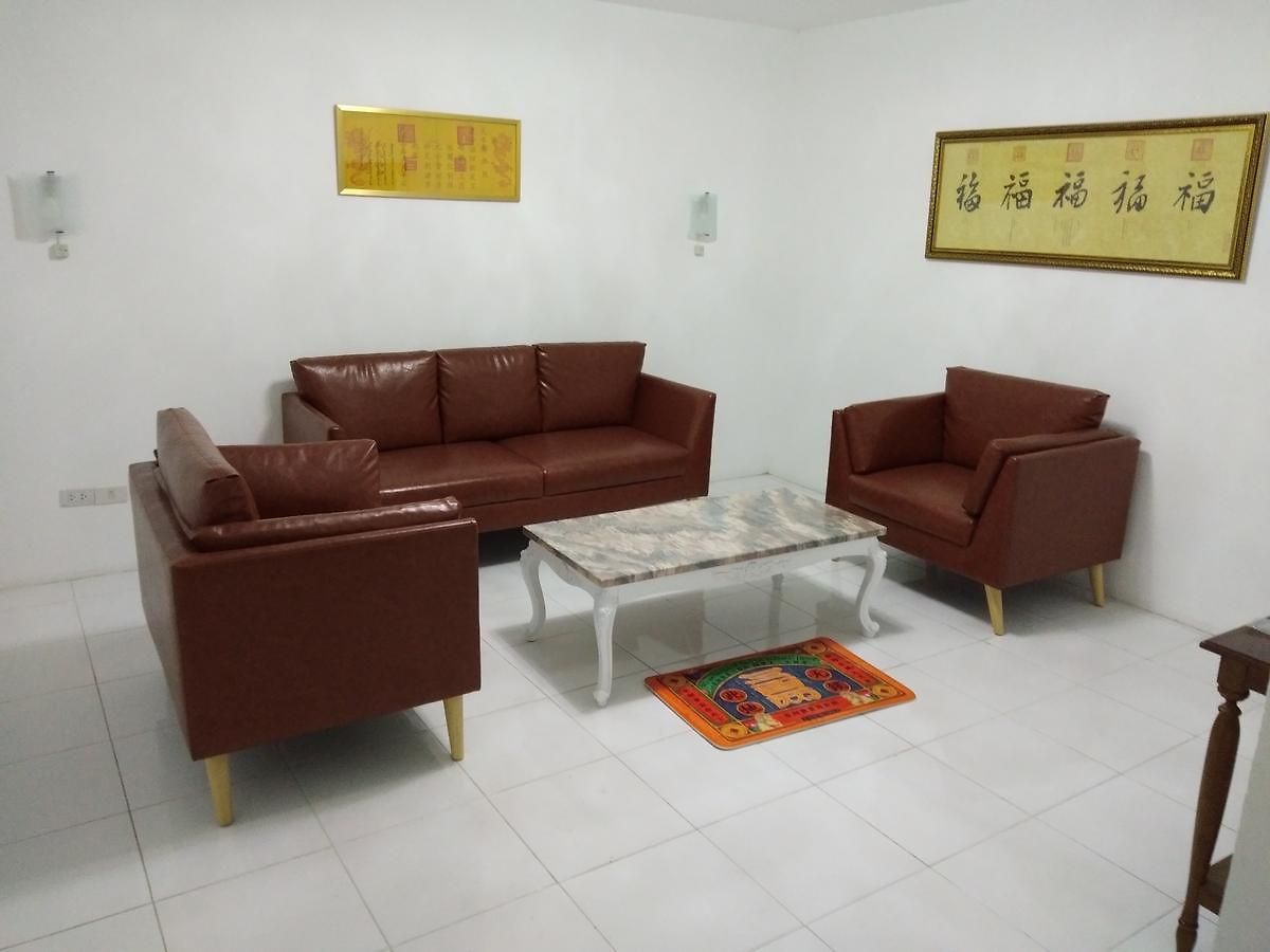 โรงแรม 中国城财神大酒店 *