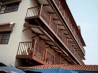 จอมเทียนโบ๊ทเฮ้าส์ โรงแรม 3*