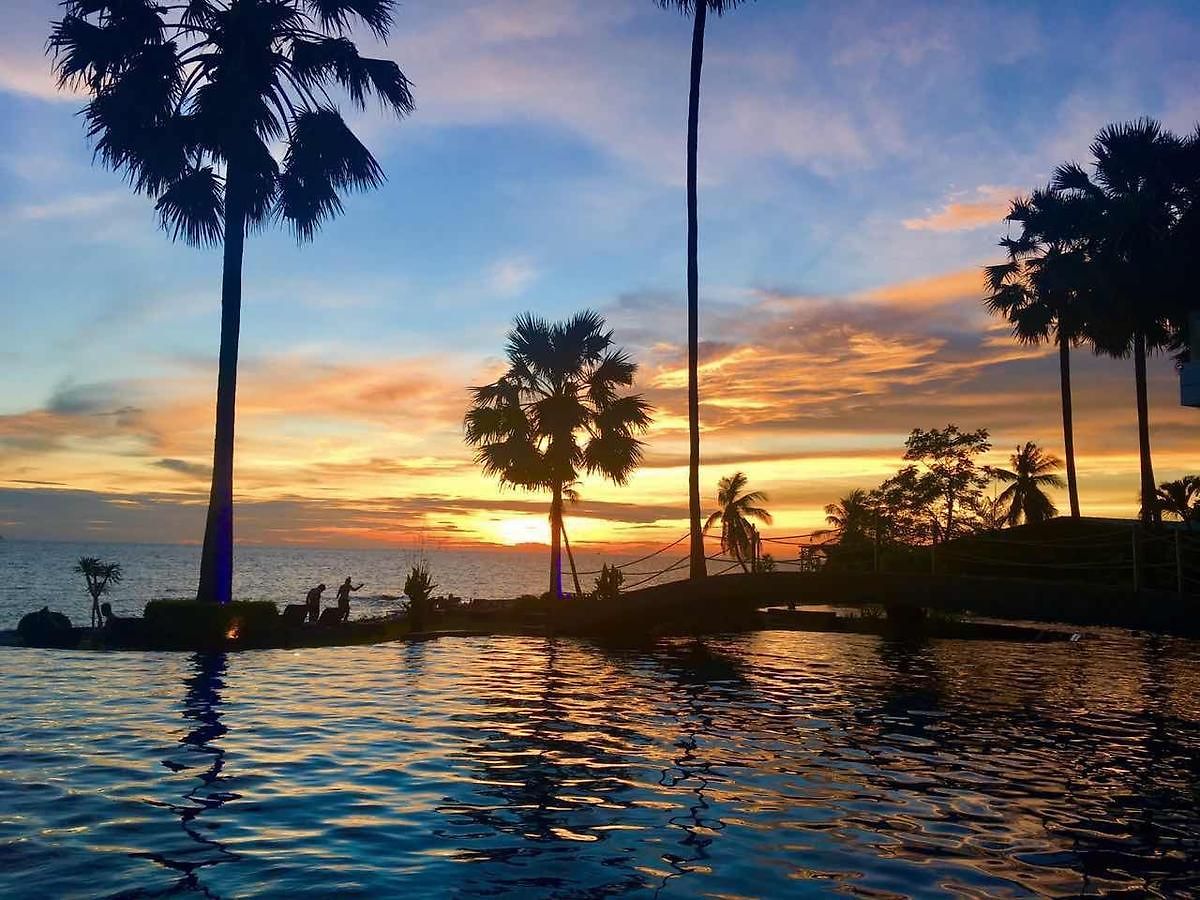 The Palm Front อพาร์ทเม้น Pattaya