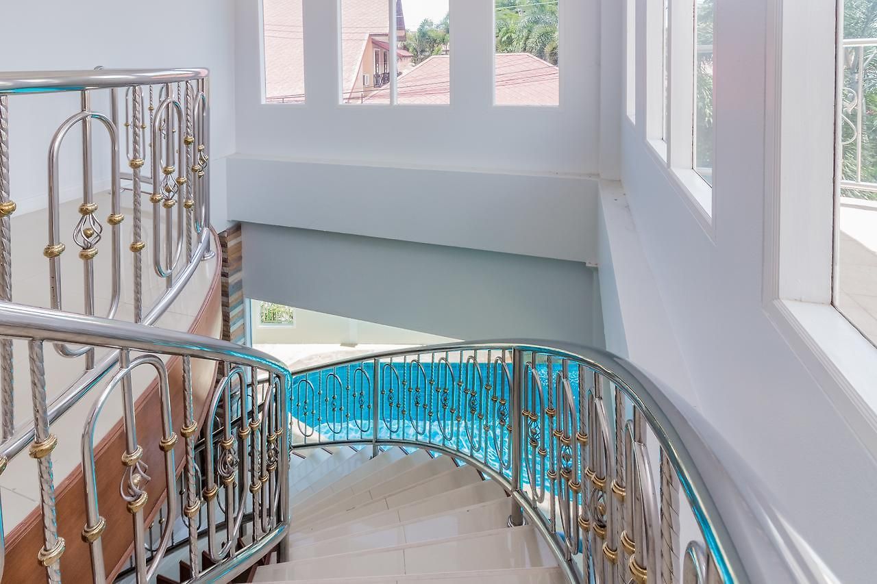 Tewaree - House Walking Street 4 Bedrooms