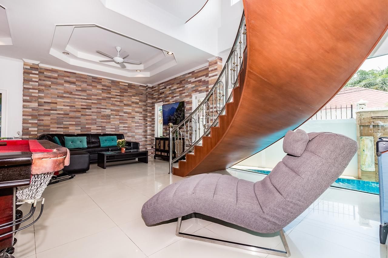 Tewaree - House Walking Street 4 Bedrooms วิลล่า