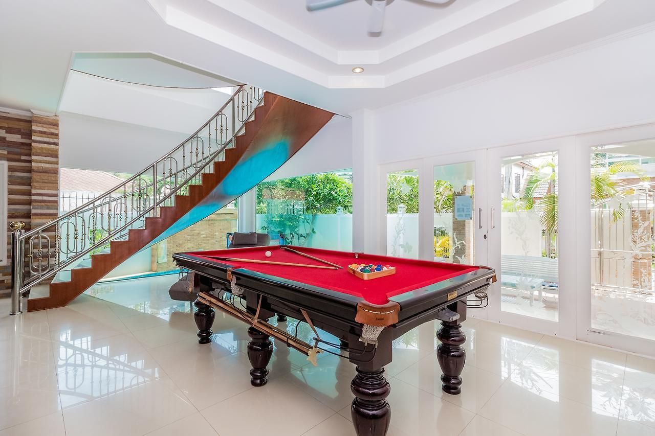 Tewaree - House Walking Street 4 Bedrooms วิลล่า