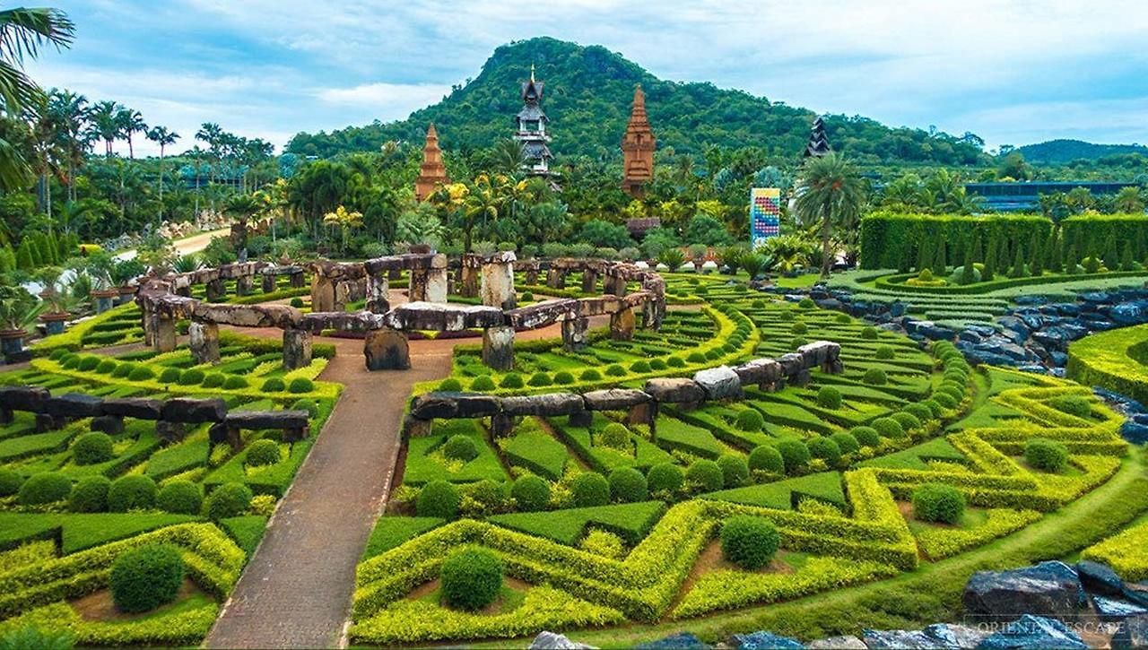 Amazing Tropical Family Thai Style Costs Included *