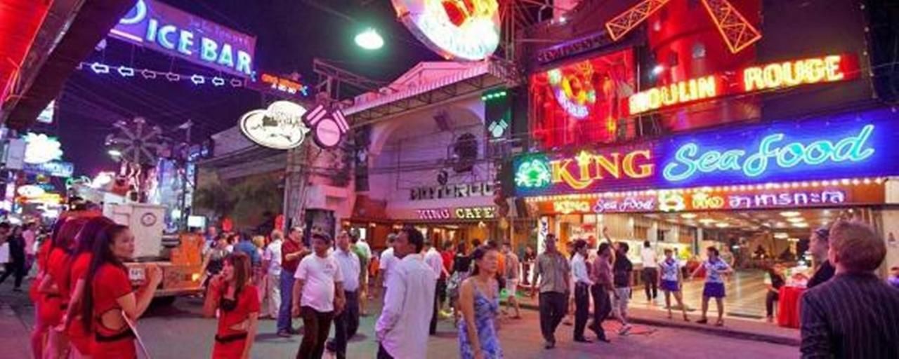 โรงแรม Royal Q & D