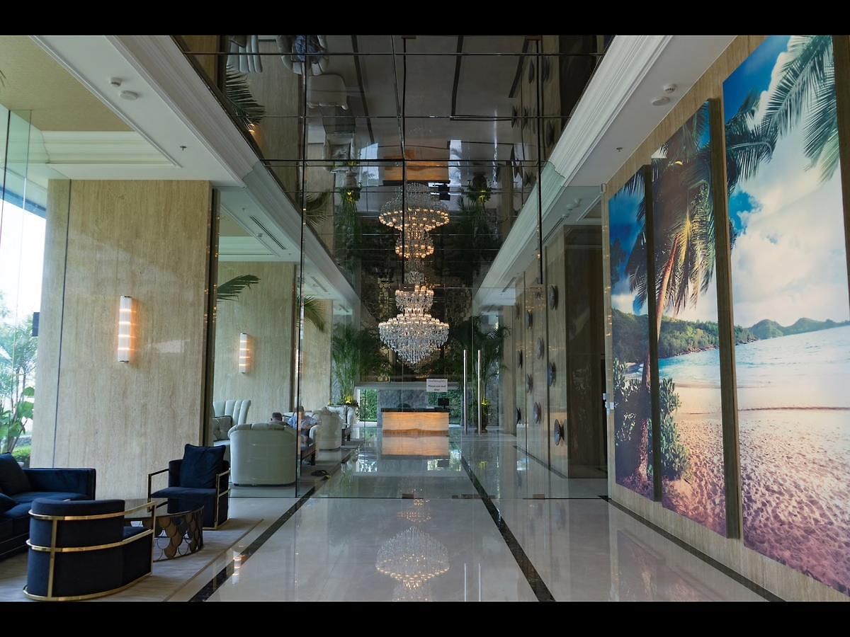 The Palm Front อพาร์ทเม้น *
