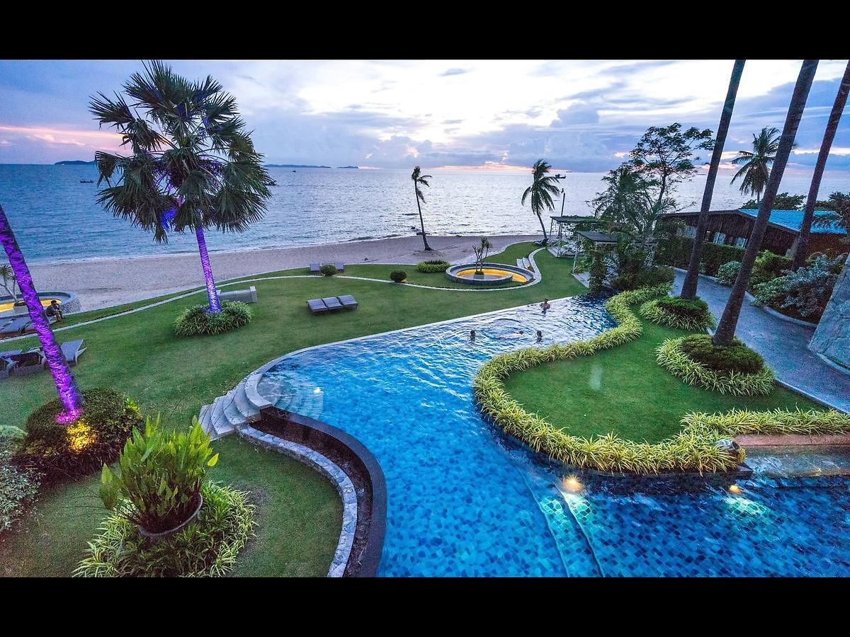 The Palm Front อพาร์ทเม้น