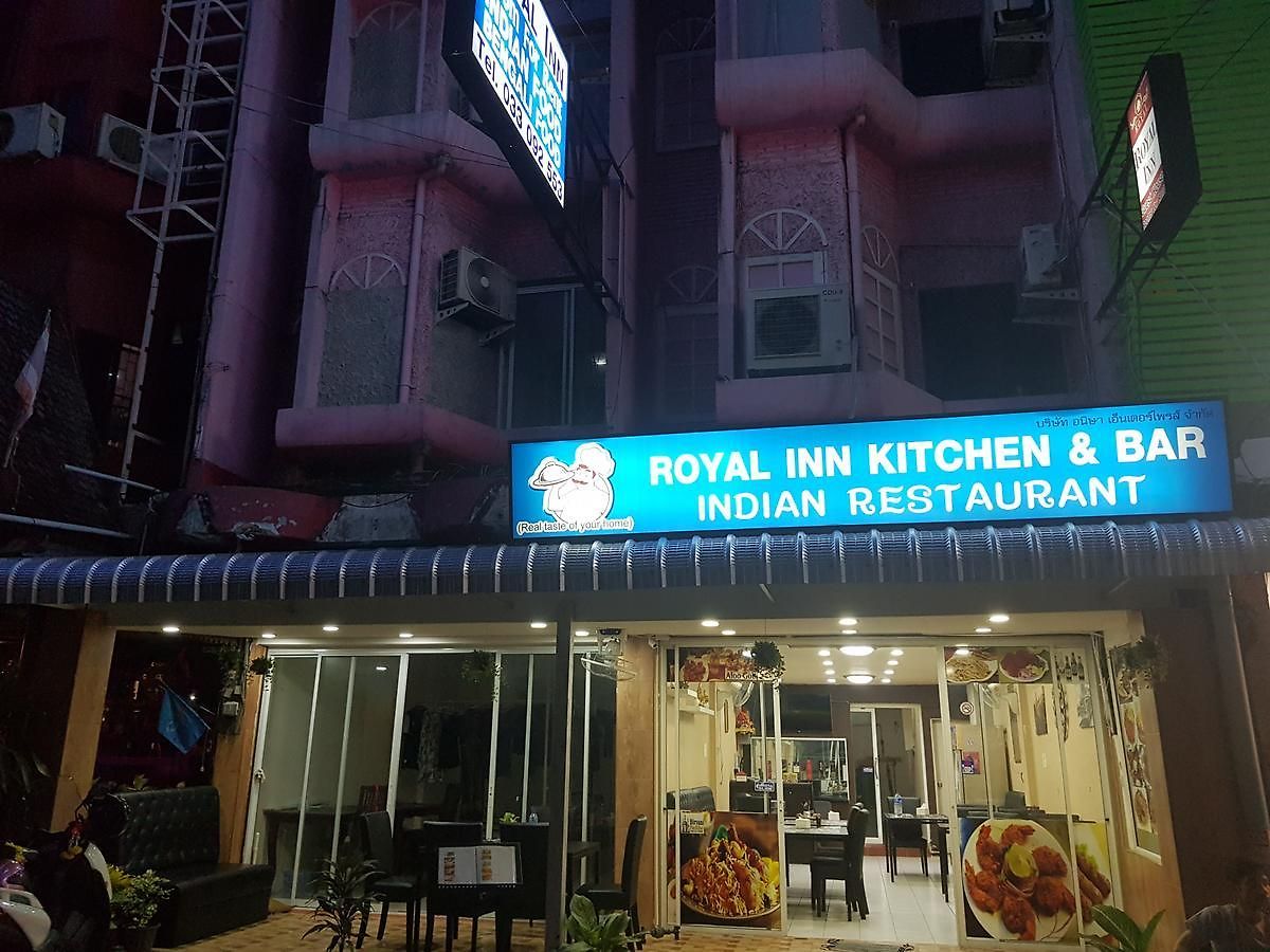 บ้านพัก Royal Kitchen And Bar