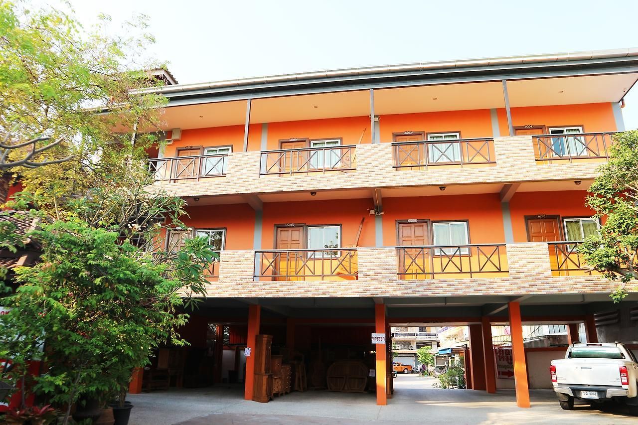 โรงแรม Khunsri Art Boutique Pattaya