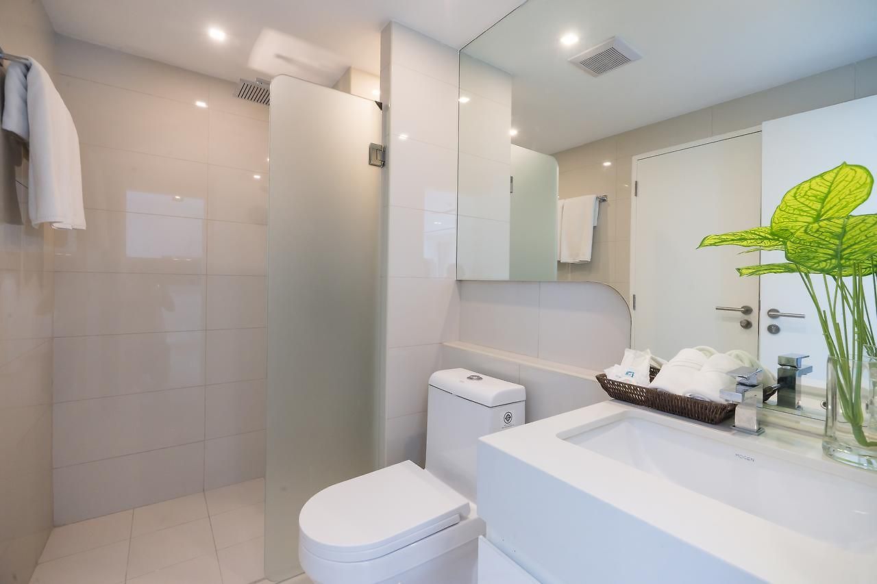 อพาร์ตโฮเทล Ccr Managed By Aha Smartstay 4*
