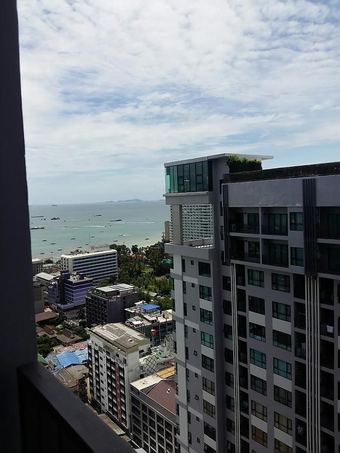 The Base By Nkl * Pattaya