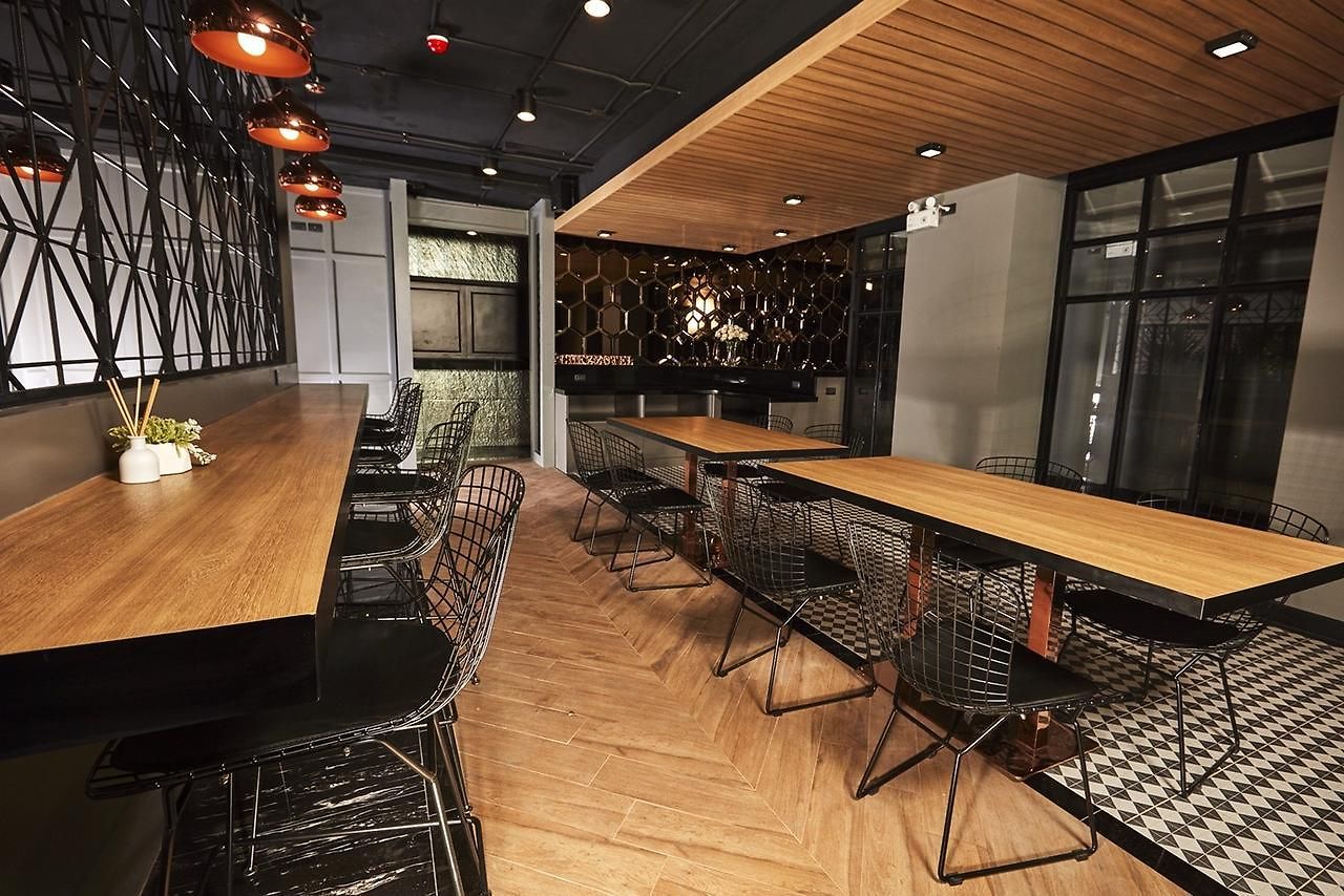 โรงแรม Chezzotel