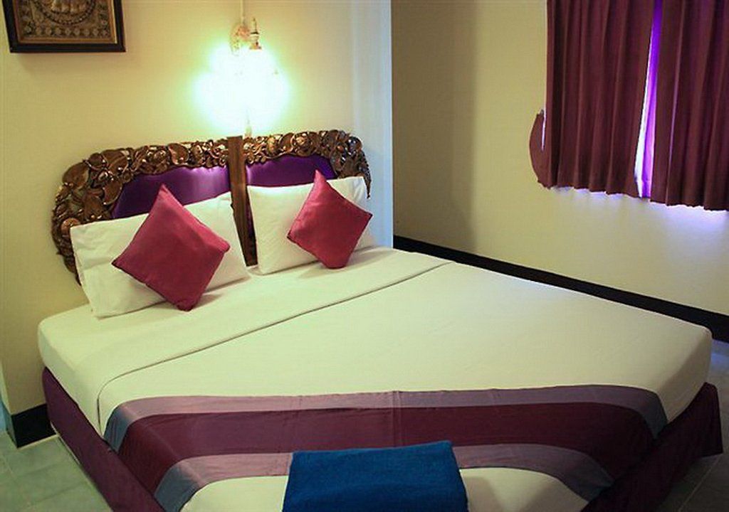 โรงแรม Sawasdee Sabai 2*