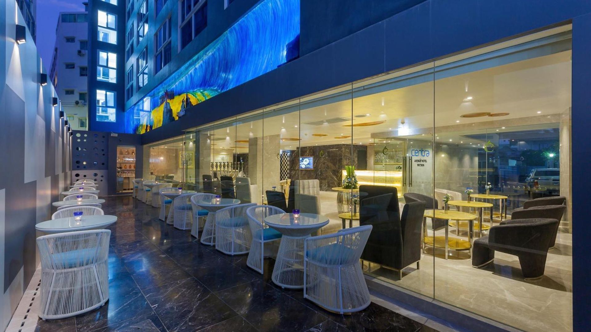 Shilat Avenue โรงแรม 4*