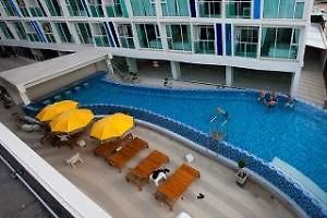 โรงแรม R-con Blue Ocean Pattaya