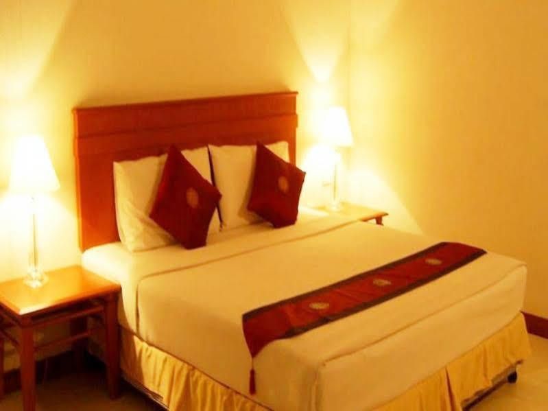 คราวน์พัทยาบีชโฮเทล 3* Pattaya