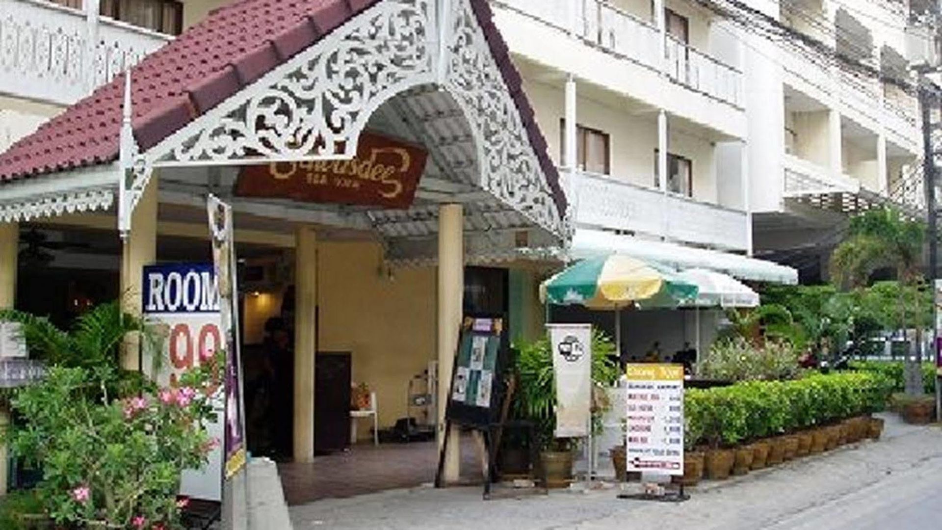 โรงแรม Sawasdee Sea View 3*