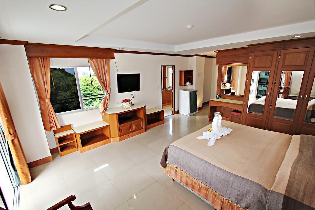 เล็ก โรงแรม Pattaya