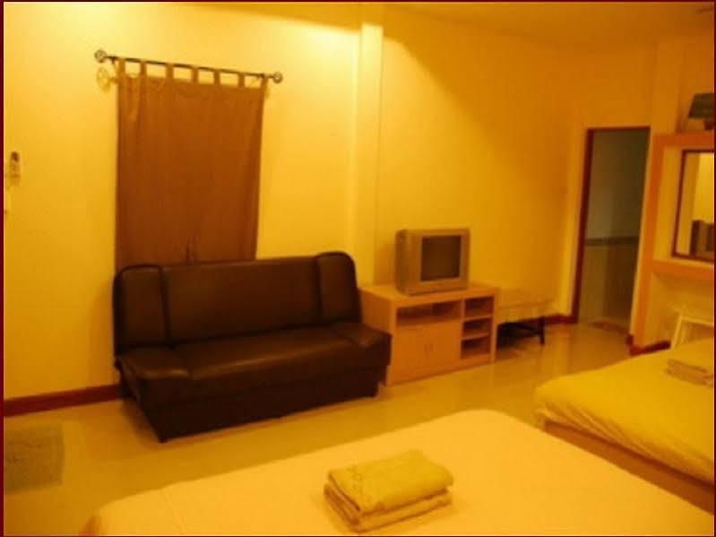 Baan Im Em โรงแรม 2*