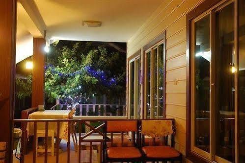 Baan Im Em โรงแรม