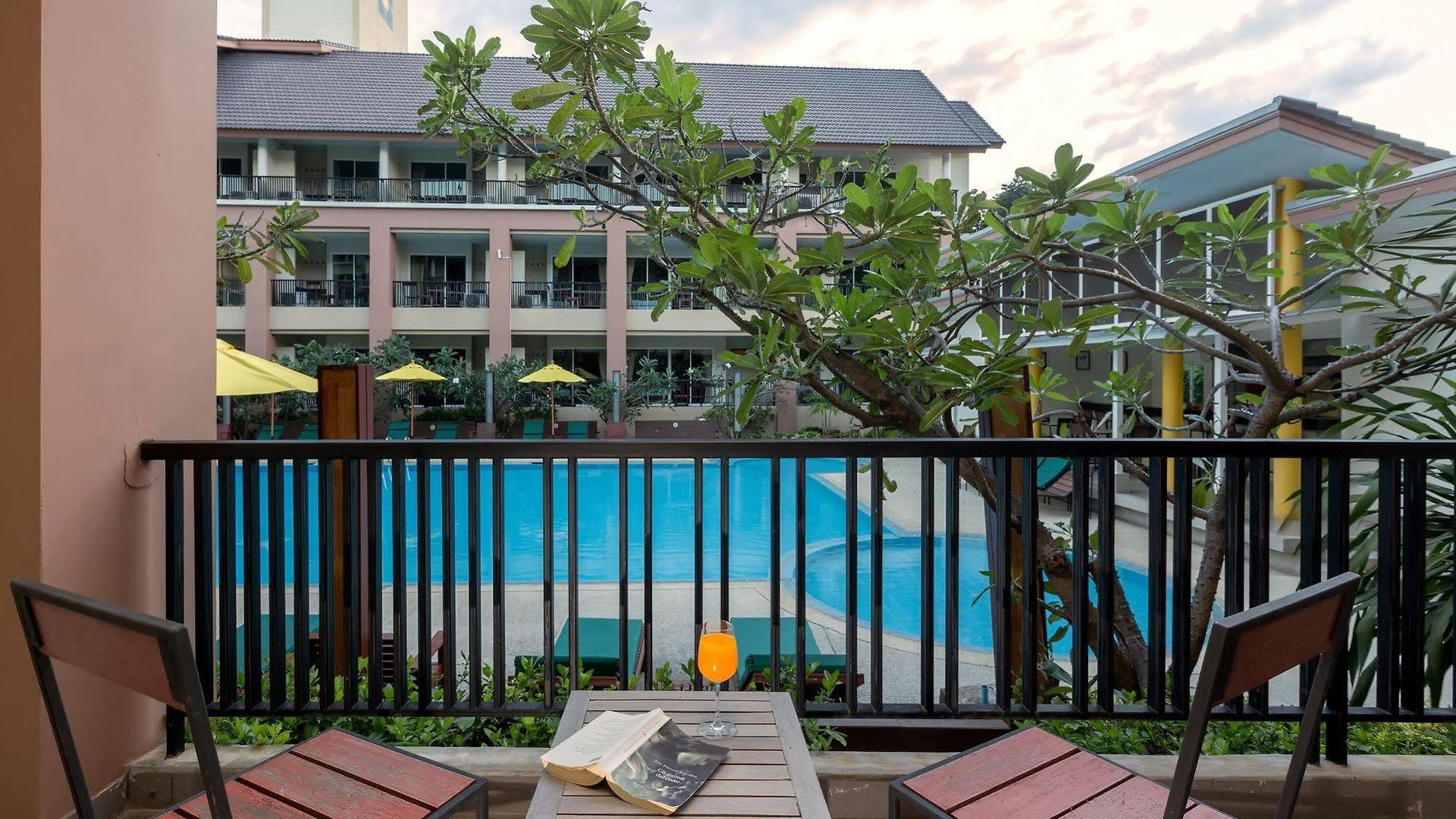 Authong 3* Pattaya
