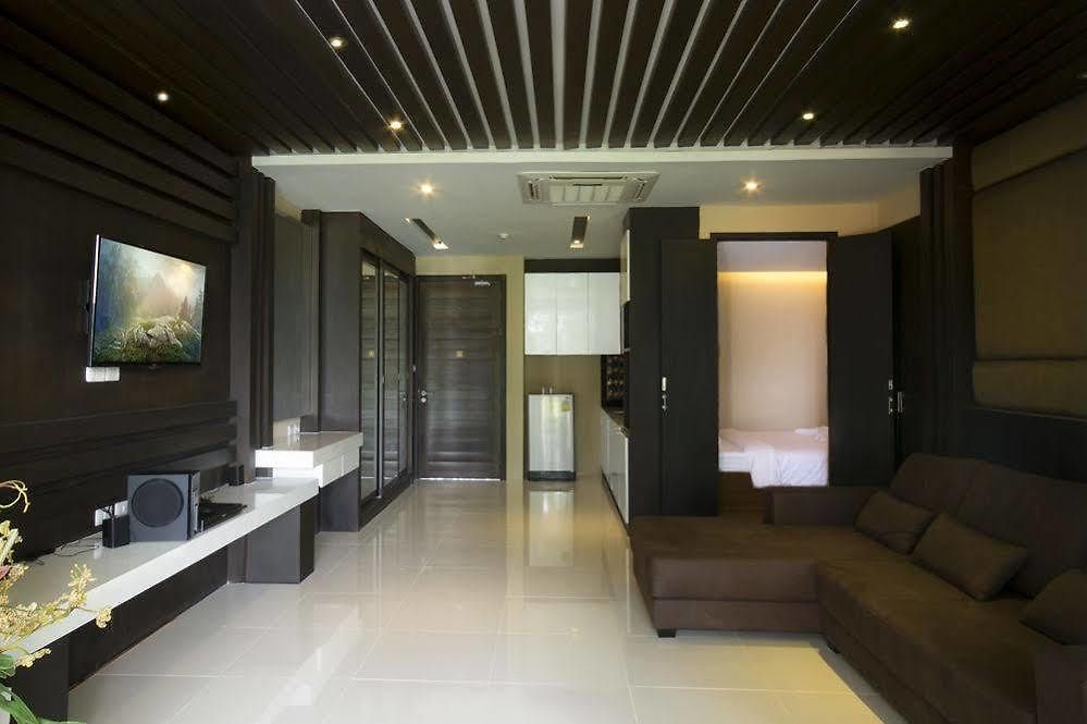 โรงแรม ฮามิลตัน แกรนด์ เรสซิเดนซ์ *