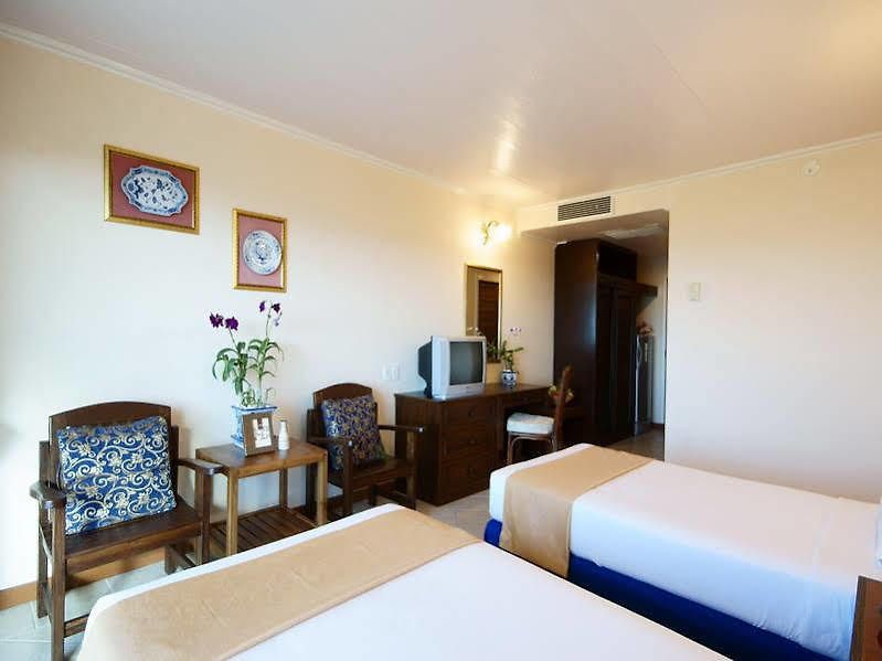 Cross Pratamnak โรงแรม 5*